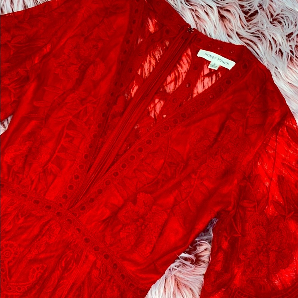 Honey Pinch Red Lace Romper - Picture 4 of 9